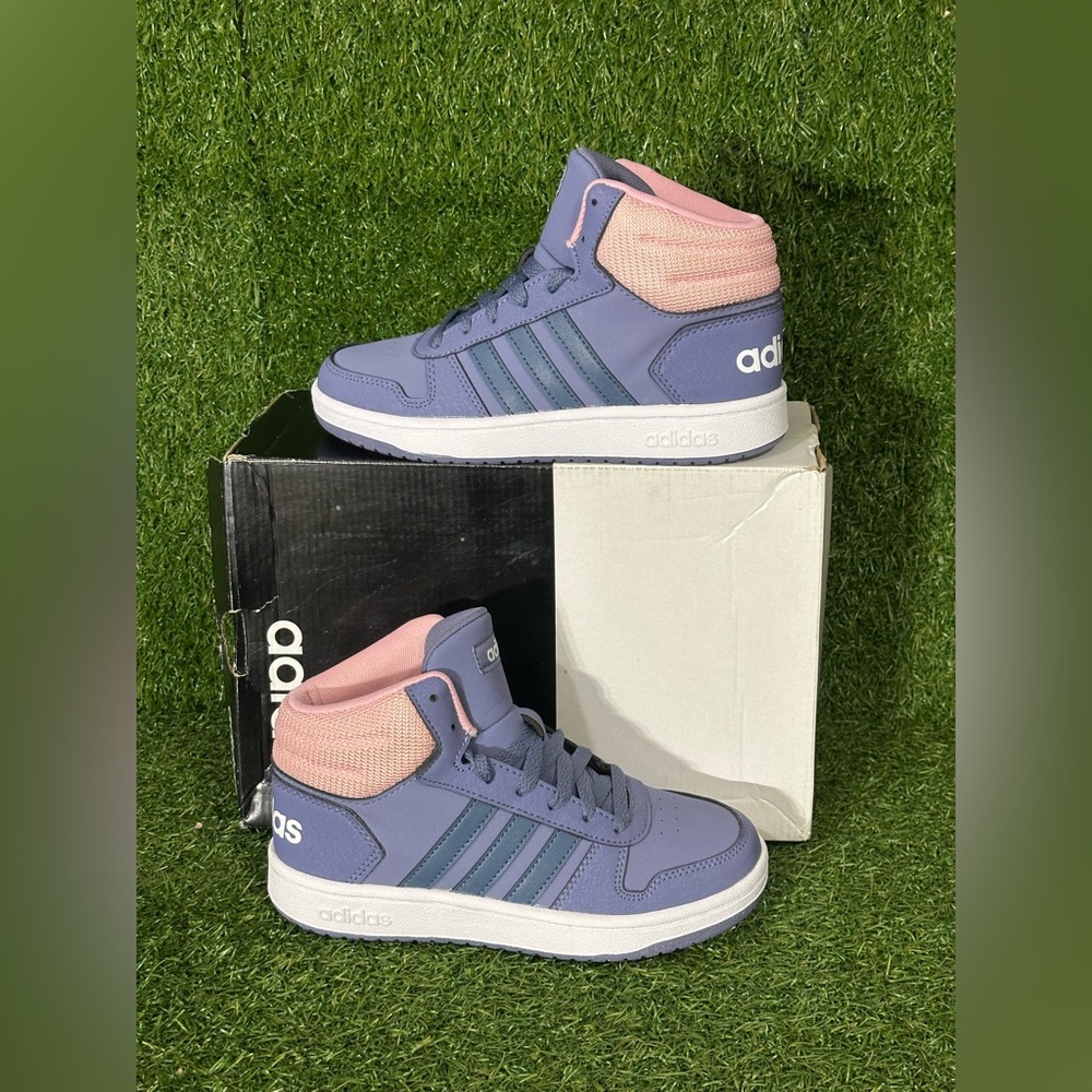 ADIDAS HOOPS MID 2.0 K, SIZE 2 KIDS , LIGHT PURPLE / GREY/ PINK/ WHITE,BRAND NEW